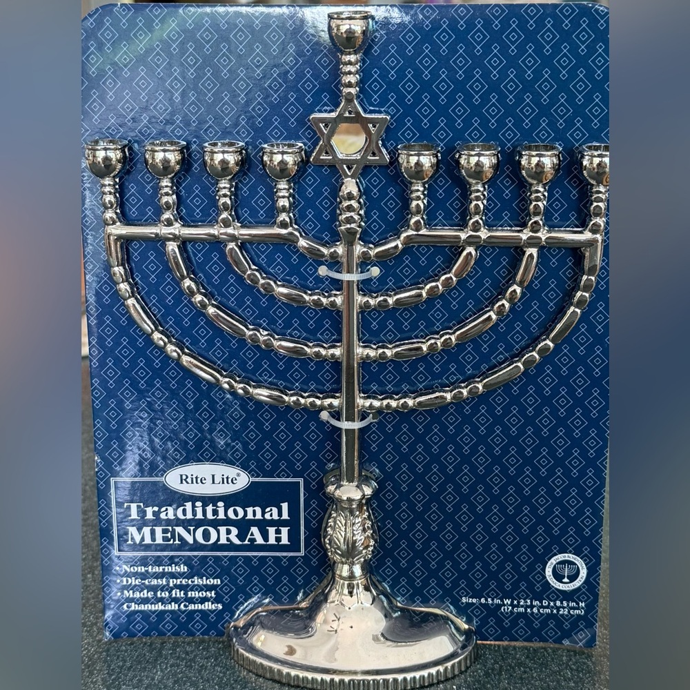 Rite Lite Hanukkah Silver‎ Menorah - Modern Polished
Chanukah Menorah NEW